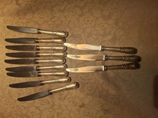 12 Couteaux Metal Argenté