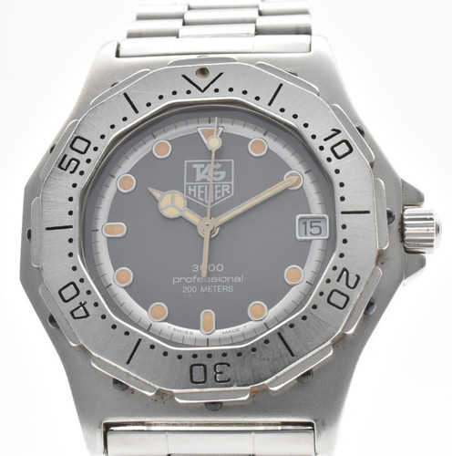 Presque comme neuve tag - [presque,