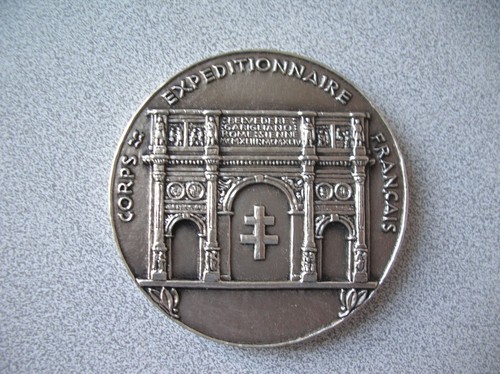 Médaille corps - médaille,