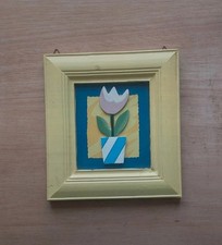 ? TABLEAU FLEUR ? BOIS 3D RELIEF POT TULIPE CADRE JAUNE 25 x 22 cm à 2 CROCHET