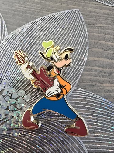 Pins disneyland paris lanyard - pins,