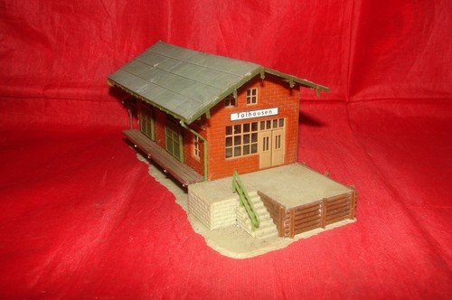 Faller maquette hangar de - faller,