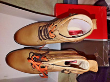 CHAUSSURES MONTANTES NEUVES