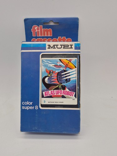 Mupi film cassette color - a),