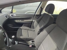 Siége Avant Droit pour PEUGEOT 307 BREAK/ SW (S2) SW 2006 1682365