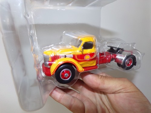 Camion semi remorque - 1/43,