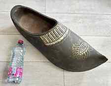 ancienne enseigne de sabotier