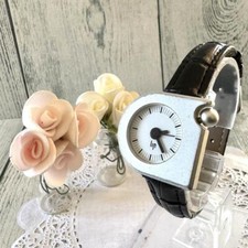 Mini montre suisse à quartz