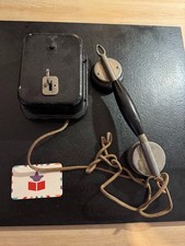 Téléphone mural ancien – sans marque identifiable