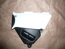 39K-14402-10 43K-14402-10 couvercle de boite à air blanc YAMAHA 80 YZ 1984 1985