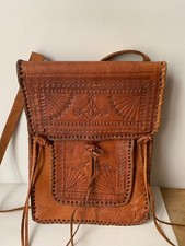 ancien petit sac en cuir avec