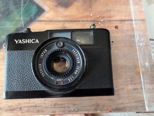 Yashica noir - yashica, 35-me