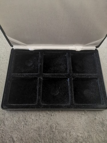 Vide empty coffret 6 - empty,