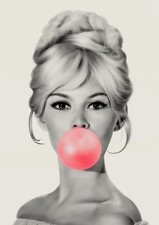 BRIGITTE BARDOT - bubble rose