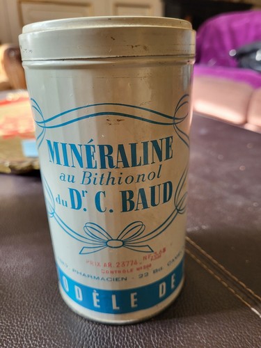 Ancienne boîte talc bébé - boîte,