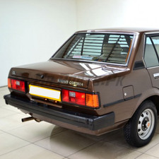 feu TOYOTA COROLLA AE70/KE70 OEM