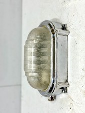 Lampe cloison nautique