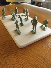 Petits soldats Airfix 1/32e, 10 Américains, Australiens, Anglais...