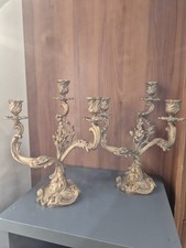 PAIRE DE CHANDELIERS BOUGEOIRS DE STYLE ROCAILLE LOUIS XV EN BRONZE  XIX°