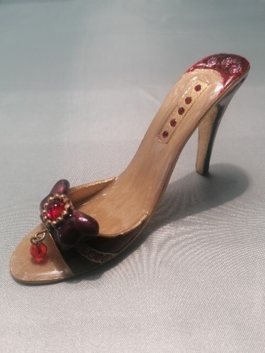 Chaussure miniature figurine - chaussure,