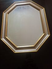 Miroir octogonal biseauté beau cadre couleur or avec des liserais époque xx e 