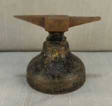 Ancienne petite Enclume de Bijoutier / Horloger sur socle en Fonte. vers 1900