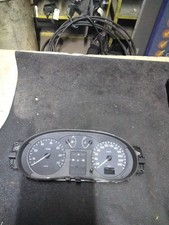 Compteur Renault Clio 2 Phase 1  Année 1999 Moteur 1.2 i  , 179511 Km