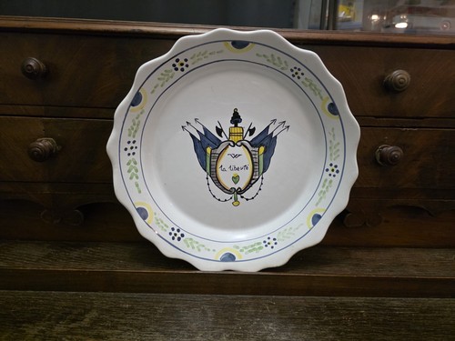 Assiette décorative ancienne
