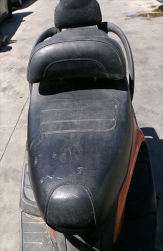 Siége kymco dink 2000 - kymco,