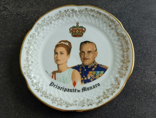 Petite assiette porcelaine - assiette,