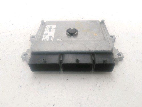 Calculateur moteur ecu dacia - moteur,