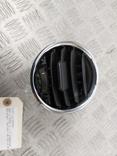 Aerateur tableau de bord avant