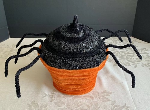 Halloween spider cupcake black - spider,