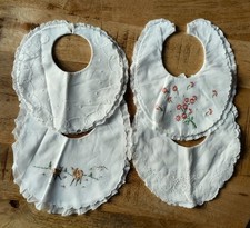 Linge ancien bavoirs en coton