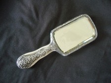 ANCIEN MIROIR FACE A MAIN