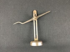Trusquin de traçage ancien