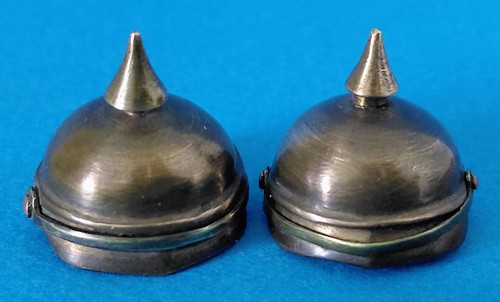 Anciens casques pointe - casques, à