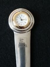 Montre Coupe papier. De bureau