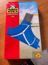 TOMICA WORLD road and rail system INTERSECTION EN T réf 7519