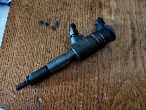 Injecteur peugeot citroën 4 - peugeot,