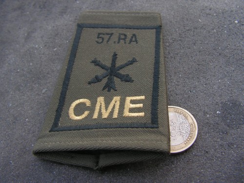 Fourreau epaule militaire - ,