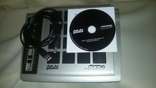 Akai Professional MPD16 - Drum Pad Mini Controller #CKDB