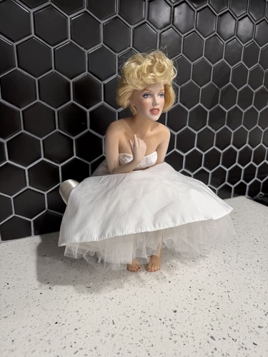 Marilyn monroe franklin mint - monroe,
