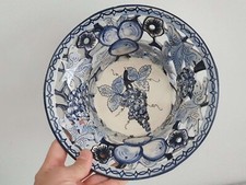 Coupe ajourée en faïence de