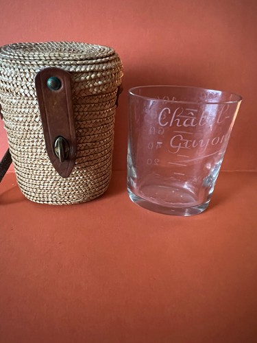 Châtel guyon verre curiste - chÂtel-guyon, de