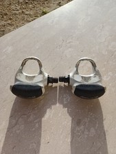 Paire record de pédales