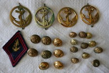 insignes de béret infanterie coloniale modèle DROM Lot de boutons coloniale