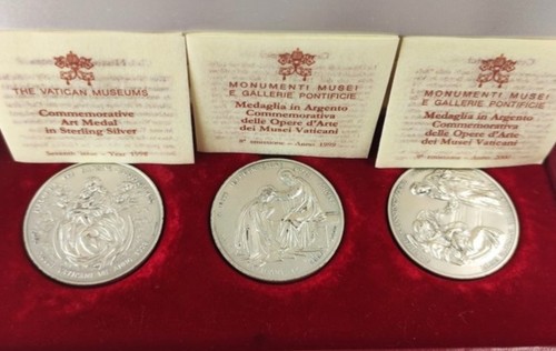 Vatican museums medals in - vatican,