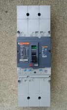 MERLIN GERIN COMPACT