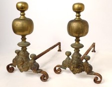 Paire chenets dits Aux